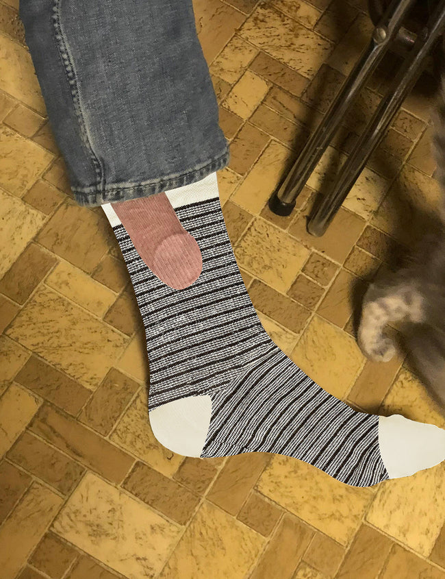 "Show Off" Stripes Socks